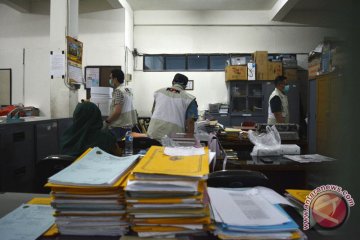 KPK geledah kantor pemkab Mojokerto