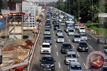 Sebanyak 89.838 kendaraan diprediksi keluar Jakarta hari ini
