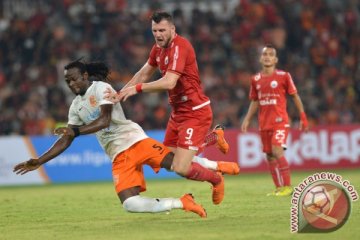 Persija tundukkan 10 pemain Borneo 2-0