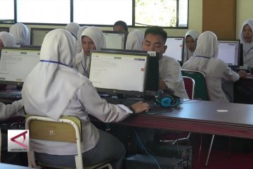 25.500 Siswa SMK Ikuti UNBK Di Sumbar