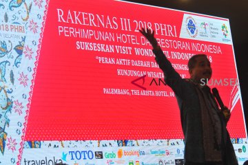 Diskusipanel bersama Menteri Pariwisata