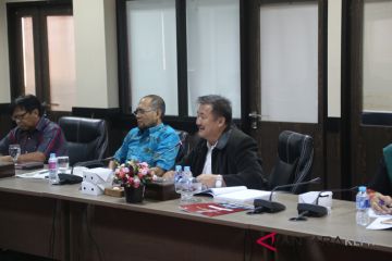 Komisi I rapat bersama Kejati Kepri dan Pansus TP4D