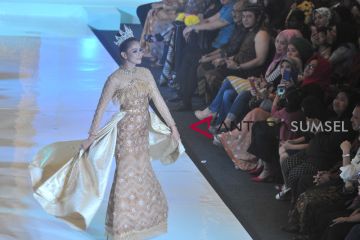 Malam Puncak Palembang Fashion Week