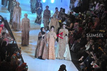 Malam Puncak Palembang Fashion Week
