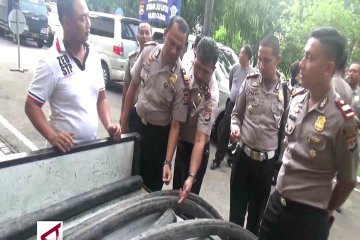 Polisi Cilegon  bekuk  pencuri  kabel Telkom