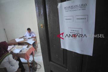 Ujian Nasional Siswa Tuna Netra di Palembang