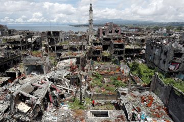 Pasukan Filipina rebut kota sesudah bentrok dengan pegaris keras