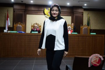 Begini kondisi Setnov usai kecelakaan, versi sang istri