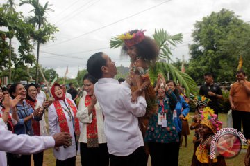 Jokowi mengikat hati di Tanah Papua