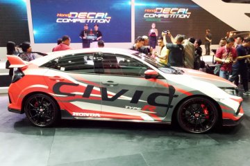 Honda pamerkan Civic Type R berbalut stiker "Decal Competition"