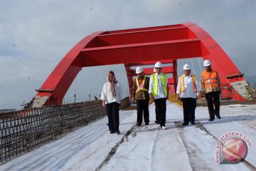 Harapan Jokowi untuk jembatan Holtekamp