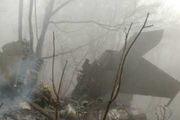 Pesawat berisi bantuan kemanusiaan korban Eta jatuh, 2 orang tewas