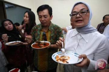 BPOM RI Tinjau Pengalengan Ikan