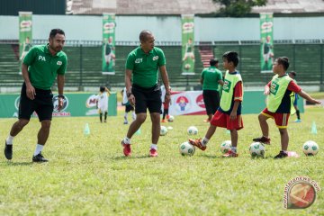 Mengembangkan potensi pesepakbola usia muda