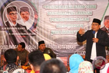 Diskusi Publik Cagub Jabar Ridwan Kamil Bersama GuruHonorer