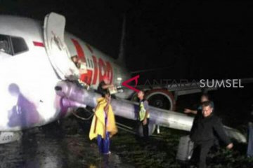 Pesawat Lion Air Tergelincir