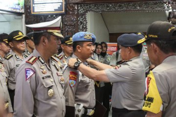 Kenaikan pangkat luar biasa polri