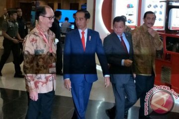 Presiden berharap gedung perizinan tunggal beroperasi Mei (video)