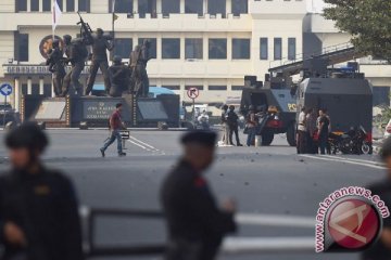 Jalan Mako Brimob Depok masih ditutup