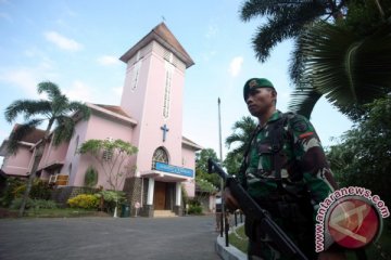 Kemarin, bom di Surabaya dan Sidoarjo