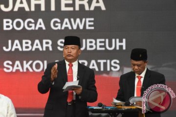 Tb Hasanuddin janjikan Rp1 triliun untuk pesantren Jawa Barat