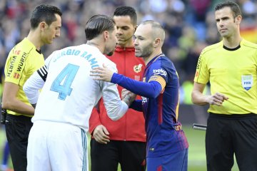 El Clasico berakhir seri 2-2, Barcelona jaga rekor tak terkalahkan