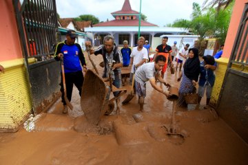 Banjir Lumpur Banyuwangi