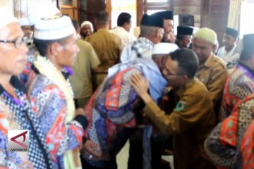 Pemda Kabupaten Seram sambut jamaah umroh