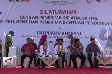 Menko PMK minta verifikasi data penerima Bansos