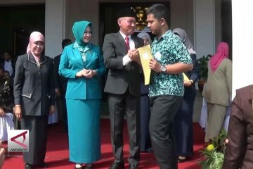 Gaji guru honorer di Kota Malang akan sesuai UMK