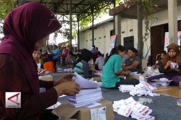 KPU Solo temukan lebih dari 5000 surat suara rusak