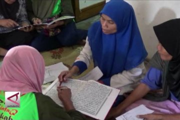 Semangat buruh gendong belajar baca al-Quran