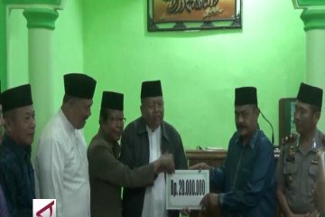 Tim safari Ramadhan pemprov Sumbar bantu 174 Masjid