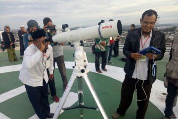 Tiga tim pantau hilal di Palembang