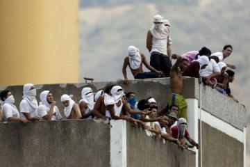 Bentrokan di blok sel kantor polisi Venezuela tewaskan 29 tahanan