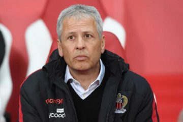 Lucien Favre tandatangani kontrak latih Dortmund hingga 2020