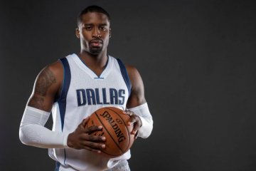 Musim depan Wesley Matthews tetap bersama Dallas Mavericks