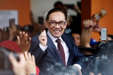 Anwar Ibrahim ungkap alasan memaafkan Mahatir Mohammad