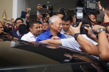Bos badan anti-korupsi Malaysia diancam dibunuh, saksi-saksi Najib hilang