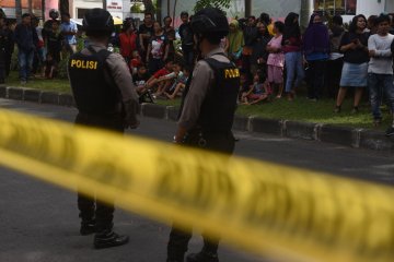 Densus 88 geledah dua rumah di Tasikmalaya, diduga terkait terorisme