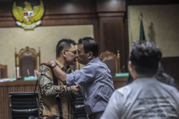 Sidang pembelaan Aditya Moha