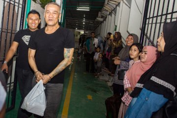 Hakim perintahkan Tio Pakusadewo jalani rehabilitasi
