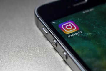 Instagram tambah serangkaian fitur baru, integrasi Spotify hingga video call