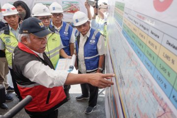 Menteri PUPR Tinjau Tol Pantura