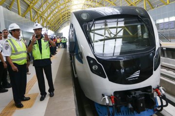 Menhub Hadiri Ujicoba LRT Palembang