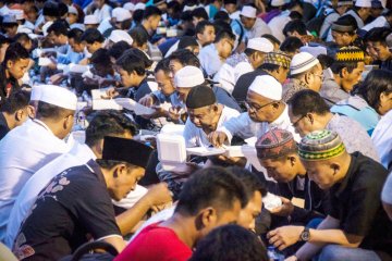 Buka Puasa Masjid Istiqlal