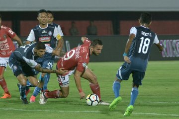 Bali United vs Arema