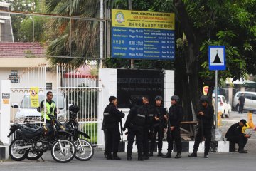 Polisi terus amankan gereja di Situbondo hingga Minggu malam