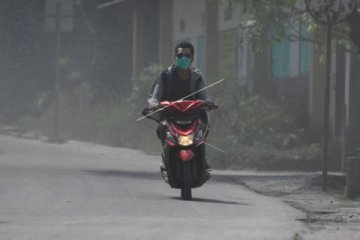 Wilayah Dukun Magelang kembali diguyur hujan abu