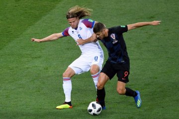 Rusia-Kroasia imbang 1-1 pada babak pertama